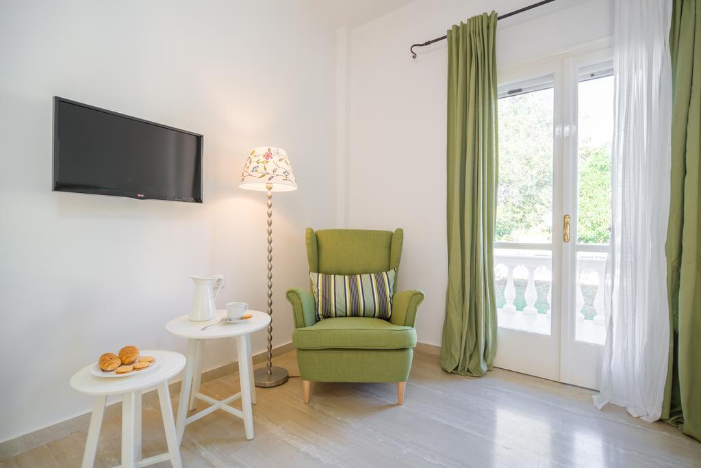 Karia Holiday Home Lefkímmi Eksteriør billede
